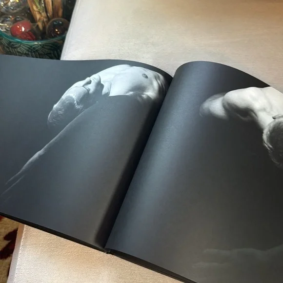 Karl Lagerfeld Black Karl Lagerfeld: Waterdance/Bodywave - Hardcover - Picture 4 of 13